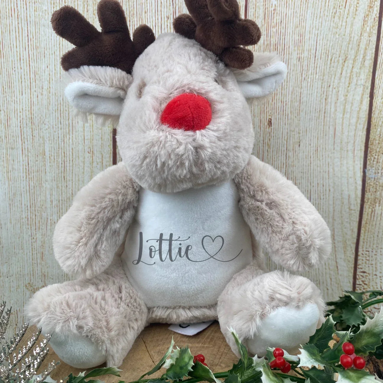 Plush reindeer embroidered with a personalised name